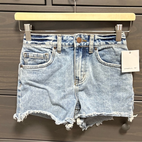 O'Neill Agusta Shorts - Picture 1 of 8